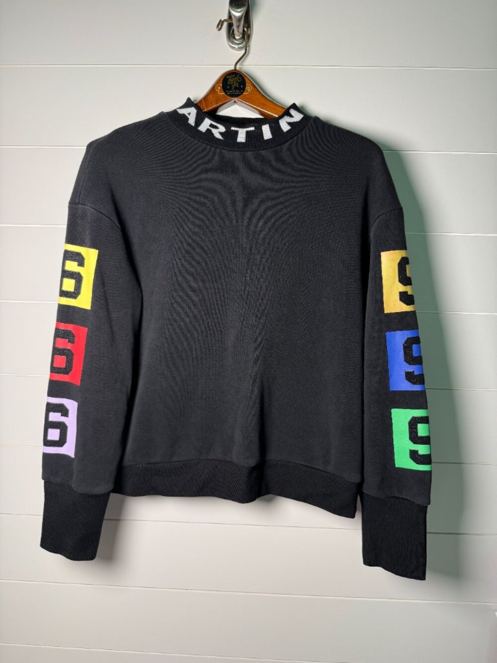 Max Martin Mock Turtleneck Sweatshirt VINTAGE Black with Graphics Sleeves Sz L